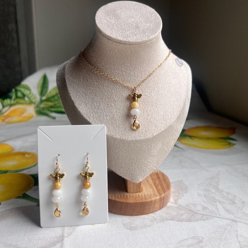 Bee Jewelry Set, White Honey Amber Yellow Jade, Citrine Teardrop Fun Jewelry